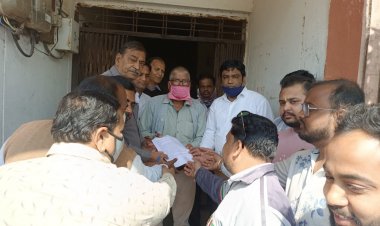 NEWS: जीरन में हुआ TMC सांसद महुआ मोइत्रा का विरोध,जैन समाज ने जताई नाराजगी, राष्ट्रपति के नाम सौंपा ज्ञापन