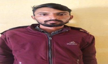 APRADH: लक्जरी कार में ले जा रहा था नशे की खेप,पुलिस की घेराबंदी देख खेतों लगा दी थी दौड़, अब सिंगोली पुलिस के हत्थे चढ़ा बेगू का ये ईनामी तस्कर,पढे खबर