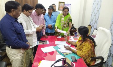 NEWS : नीमच की बिटिया लुभांशी अंब को जल्द घर वापस लाया जाए,यादव महासभा ने सौंपा ज्ञापन, कलेक्टर, सांसद और विधायक से की बात,पढ़े खबर