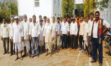 BIG NEWS: तेज बारिश में धुला काला सोना, तो ओलावृष्टि से मुरझाई फसल, चेहरे पर छाई मायूसी, तो काश्तकार पहुंचे CBN कार्यालय, सौपा ज्ञापन, की ये बड़ी मांग, पढ़े खबर