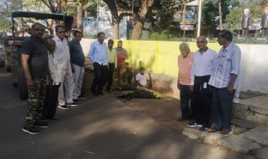 NEWS: स्वच्छता विकास अभियान संस्था का अभियान निरंतर जारी, पारसी वाले बावड़ी शहीद पार्क के आसपास की सफाई,पढ़े खबर