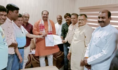 NEWS: गाइडलाइन विसंगतियों को लेकर विधायक परिहार ने ली बैठक, अधिकारियों से चर्चा कर किया शंकाओं का समाधान, पढ़े खबर