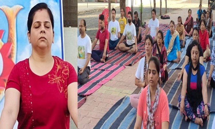NEWS: सिंधी सोशल ग्रुप द्वारा योग शिविर का आयोजन... महिलाओं ने किए सत्संग, भजन और कीर्तन, कुछ इस तरह मनाया चेटीचंड महोत्सव, पढ़े ये खबर