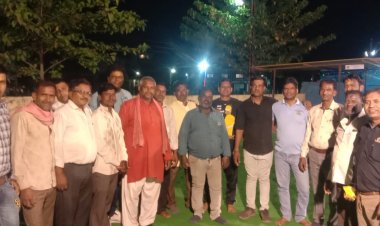NEWS: ग्वालटोली बालाजी मंदिर समिति का होली मिलन समारोह सम्पन्न, श्री हनुमान जन्मोत्सव के कार्यक्रमों को लेकर की चर्चा, पढ़े खबर