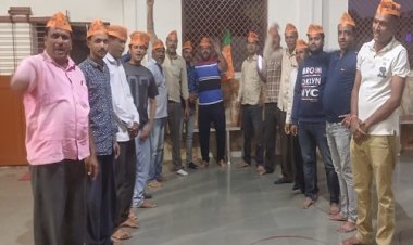 NEWS:  BJP का 42 वां स्थापना दिवस, दक्षिण मंडल ने किया वरिष्ठ कार्यकर्ताओं का सम्मान, मुहं भी मीठा कराया, पढ़े खबर