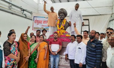 NEWS: माली समाज ने मनाई ज्योतिबा फुले की जयंती, माल्यार्पण कर आत्मकथा पर डाला प्रकाश, समाजजनों सहित ये रहे उपस्थित, पढ़े खबर 