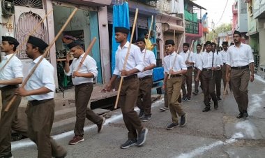 NEWS: रामपुरा नगर में RSS ने निकाला पथ संचलन, प्रमुख मार्गों से गुजरते हुए पहुंचा यहां, पुलिस-प्रशासन के आलाधिकारी भी रहें मुस्तैद, पढ़े रुपेश सारू की खबर