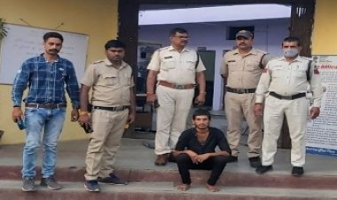 BIG BREAKING: दुकानदार ग्राहकों में मगन, मौका पाकर बदमाश ने उड़ाये रूपये, तीसरी आंख में घटना कैद, मनासा पुलिस आई एक्शन में, आरोपी दिनेश गिरफ्तार, पढ़े खबर