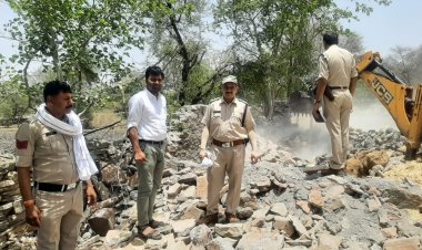 BIG NEWS: जब सिंगोली के इन गांवों में पहुंची प्रशासन व पुलिस की टीमें, तो मची भगदड़, फिर इस ताबड़तोड़ कार्यवाही को दिया अंजाम, किसके हौंसलों को कर दिया चूर-चूर, पढ़े खबर