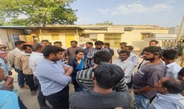 NEWS: पूर्व सूचना के बावजूद बंद मिली चौकड़ी की उचित मूल्य दुकान, प्रशासनिक अमला पहुंचा मौके पर, निरीक्षण के बाद उठाया ये बड़ा कदम, पढ़े खबर