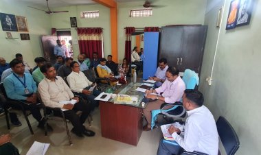 NEWS: नागदा नगर परिषद में आयोजित हुई बैंकर्स की बैठक, अधिकारीयों ने दिए आवश्यक निर्देश, पढ़े बबलू यादव की खबर