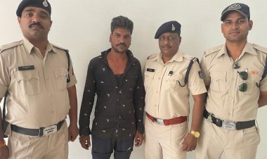 NEWS: सब्जी मंडी गेट पर बेच रहा था ककड़ी, सूचना पर केंट पुलिस की दबिश, ये ईनामी स्थाई वारंटी गिरफ्तार, पढ़े खबर