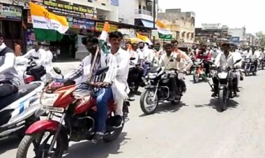 NEWS: बढ़ती महंगाई को लेकर कांग्रेस का विशाल धरना प्रदर्शन, मल्हारगढ़ से मंदसौर तक निकली वाहन रैली, पूर्व मंत्री सज्जनसिंह वर्मा का किया स्वागत, पढ़े नरेंद्र राठौर की खबर