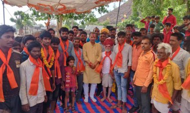 NEWS: भाजपा की रीति नीति से हुए प्रभावित, कांग्रेस का दामन छोड़ बीजेपी शामिल हो रहे सैकड़ों कार्यकर्त्ता, पढ़े खबर