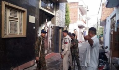 BIG NEWS: लोकायुक्त टीम की बड़ी कार्यवाही, SDM के रीडर के घर मारा छापा, मामला- आय से अधिक संपत्ति का, पढ़े खबर