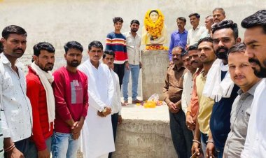 NEWS: अहिल्यादेवी की प्रतिमा पर माल्यार्पण कर किया याद, तो कांग्रेस नेता श्यामलाल जोकचन्द्र ने कहीं ये बात, पढ़े खबर