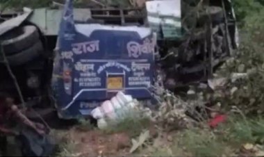 BIG NEWS : उत्तराखंड में भीषण हादसा, MP के यात्रियों से भरी बस पलटी, 25 लोगों की मौत, PM मोदी ने किया ट्वीट, सूची आई सामने, पढ़े खबर