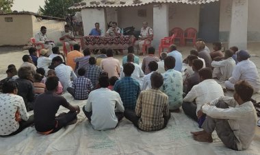 NEWS: जीरन पुलिस की टीम पहुंची इन गांवों में, किया जनसंवाद, दी ये जानकारियां, पढ़े खबर