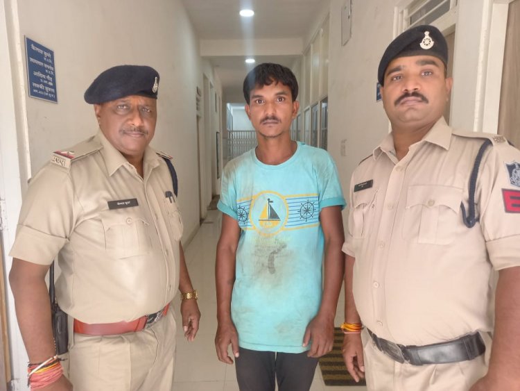 NEWS: एक साल से की जा रही थी तलाश, सूचना पर केंट पुलिस की दबिश, मनासा का गोविन्द गिरफ्तार, पढ़े खबर