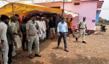 ELECTION NEWS: त्रि-स्तरीय पंचायत चुनाव, जिला पंचायत सीईओ पहुंचे जावद क्षेत्र के विभिन्न मतदान केंद्रों पर, निरीक्षण कर सुचारू मतदान व्यवस्था का लिया जायजा, पढ़े खबर