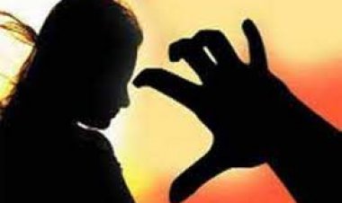 OMG ! काका ने मासूम के साथ की अश्लील हरकत, फिर बालिका चाइल्ड लाइन टीम को बताई हकीकत, FIR दर्ज, और आरोपी...! पढ़े ये खबर