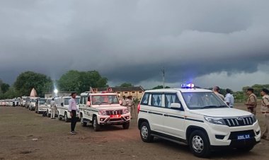 BIG NEWS: नगरीय निकाय चुनाव, मनासा में प्रशासन व पुलिस ने भारी बल के साथ निकाला फ्लैग मार्च, पढ़े खबर