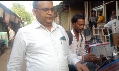 BIG NEWS : मनासा का विष्णु भोजनालय,जहां के दाल बाफले फेमस,पर जब पहुंचे खाद्य अधिकारी,तो अनियमितताएं भरी पड़ी,अब हुई सेम्पलिंग,नोटिस भी थमाया,होगी जाँच,पढ़े ये खबर