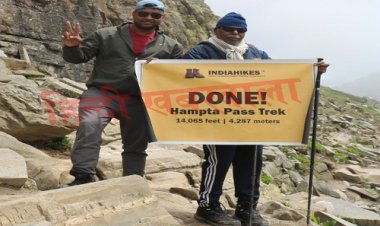 WOW ! उम्र की कोई सीमा नहीं : नीमच जिले से डॉ. कुमावत व पूर्व कलेक्टर अजय गंगवार ने किया MP का नाम रोशन, 14 हजार फीट की उचाई पर पहुंचे यहां, बर्फ के बीच सांसे भी फूली, पर हौसला नहीं हारा, पढ़े ये खबर