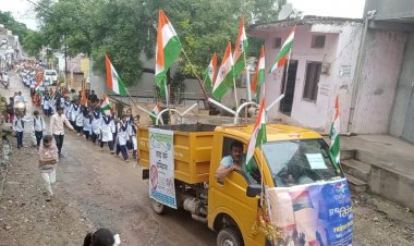 NEWS: आजादी का अमृत महोत्सव, हर घर तिरंगा अभियान को लेकर रतनगढ़ में निकली भव्य रैली, तो साथ ही की ये अपील, पढ़े खबर