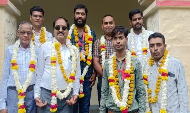 NEWS: मनासा प्रेस क्लब के चुनाव संपन्न, संजय व्यास निर्विरोध अध्यक्ष नियुक्त, तो सचिव बने पाटीदार, पढ़े खबर