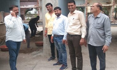 NEWS: स्वच्छता सर्वेक्षण, सफाईकर्मियों से साथ नगर में निकले अध्यक्ष प्रतिनिधि, यहां चलाया अभियान, तो पिपलियामंडी वासियों से की ये अपील, पढ़े खबर