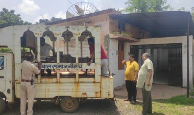 BIG NEWS : नीमच का उपनगर ग्वालटोली,जहा बुजुर्ग का शव मिला लटका,फैली सनसनी,केंट पुलिस जुटी जाँच में,पढ़े खबर