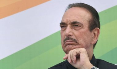 BIG NEWS : गुलाम नबी का इस्तीफा,लिखी पांच पन्नो की चिट्ठी,राहुल पर सीधे वार,तो नेतृत्व पर उठाये गंभीर सवाल,पढ़े चौकाने वाले खुलासे