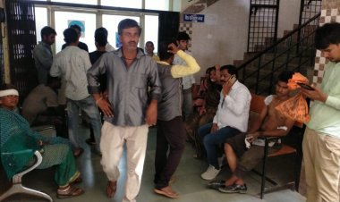 UPDATE NEWS : सरकार उपकार बस हादसा,एक की मोके पर मौत,एक दर्जन से ज्यादा घायल,नाम की लिस्ट आई सामने,मृतक मल्हारगढ़ का,तो घायलों में मनासा,रामपुरा ,जीरन क्षेत्र के लोग,पढ़े ये खबर