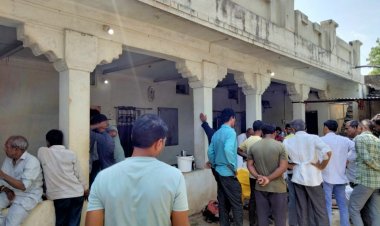 BIG NEWS : नीमच के जावी गांव में ऐसी चोरी,घर में सोये लोग,फिर भी उड़ा ले गए माल,ताजा छड़ी की सीढ़ी का ऐसे इस्तेमाल,जिसे देख सब रह गए दंग,पढ़े ये खबर