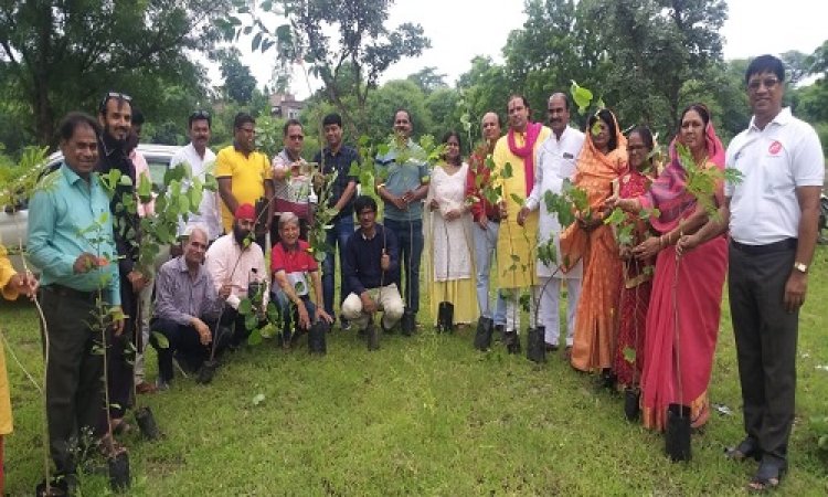NEWS: महाराजा मानसिंह तोमर का जन्मोत्सव, नागदा में इन दो संस्थाओं ने किया पौधरोपण, सुरक्षित रखने का लिया संकल्प, पढ़े बबलू यादव की खबर