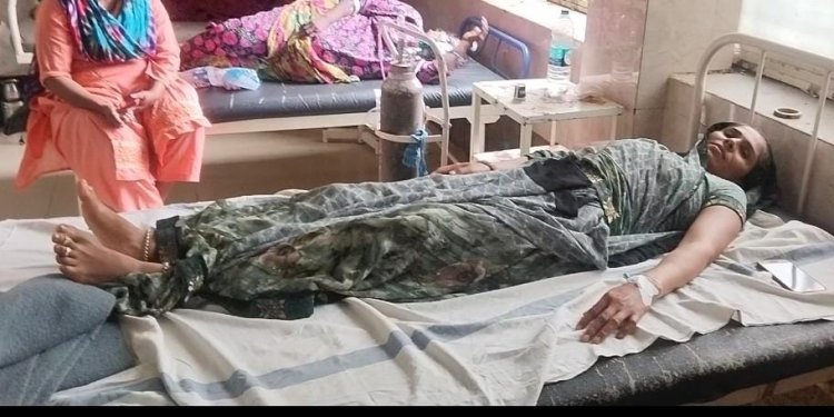 NEWS : अल सुबह पशु को चारा दे रही सोमा,फिर मची चीख पुकार,परिजन ले दौड़े नीमच जिला अस्पताल,पढ़े खबर में,क्या है ये माजरा ?