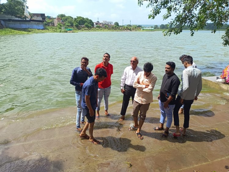 NEWS: आने वाले हैं त्यौहार, जीरन पार्षद दल सक्रिय, सीएमओ को सुनाई समस्या, जल्द ही निराकरण को लेकर कही ये बात,पढ़ें खबर