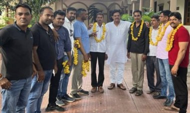 NEWS: ग्राम सेवा सहकारी समिति के चुनाव संपन्न, नवनिर्वाचित GSS अध्यक्ष, उपाध्यक्ष एवं सदस्यों का सहकारिता मंत्री आंजना ने किया स्वागत, पढ़े खबर