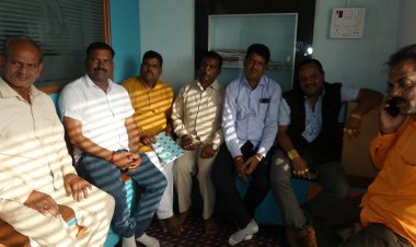 NEWS: भाजपा पार्षद प्रतिनिधि कमल तिवारी (टोनू) की पत्रकार वार्ता, जोकचन्द पहले अपने गिरेबान में झांककर देते, फिर मोदी जी के खिलाफ चंदा लेने आए, पढ़े खबर