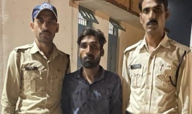 NEWS: बहला-फुसलाकर नाबालिगों का अपहरण, FIR के बाद एक्शन में मनासा पुलिस, दो बालिकाएं बरामद, आरोपी नेपाल गिरफ्तार, क्या है पूरा घटनाक्रम...! पढ़े खबर और जाने