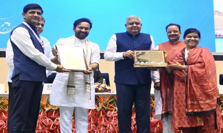 WOW ! राष्ट्रीय पर्यटन पुरस्कार में छाया मध्य प्रदेश, पर्यटन मंत्री सुश्री ठाकुर ने ग्रहण किए पुरस्कार, इंदौर और उज्जैन सहित इन शहरों का नाम शामिल, पढ़े खबर