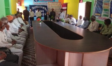 NEWS: वृद्ध नागरिक विधिक सहायता सप्ताह, ग्राम बनी में जागरूकता शिविर का आयोजन, भरण-पोषण और निवास सहित इन योजनाओं के संबंध में दी जानकारी, पढ़े खबर