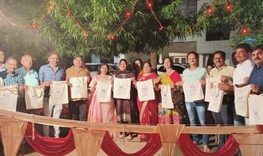 NEWS: लोकल के लिए वोकल बने-स्वाति, स्वच्छ नीमच मिशन तहत स्किम नम्बर 34 में कपड़ा थैलियों का वितरण, पढ़े खबर