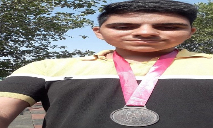 NEWS: राष्ट्रीय कुश्ती व मलखम्ब प्रतियोगिता संपन्न, नीमच के अमन ने जीता कास्य पदक, ईष्ट मित्रों ने दी बधाई, पढ़े खबर