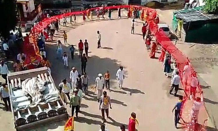 NEWS: ग्राम जमुनिया रावजी से नारसिंह माता मंदिर तक निकाली विशाल चुनरी यात्रा, दरबार में की समर्पित, पढ़े खबर
