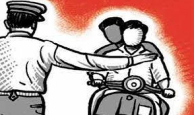 NEWS: अवैध ऑटो बिना परमिट अभियान, यातायात पुलिस की ताबड़तोड़ कार्यवाही, लापरवाह वाहन चालकों सहित  बनाएं 50 से ज्यादा चालान, वसूला समन शुल्क, पढ़े ये खबर