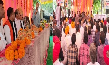 NEWS: कैबिनेट मंत्री ओमप्रकाश सखलेचा पहुंचे ग्राम मोड़िया, कार्यकर्ता सम्मेलन को किया संबोधित, विभिन्न विकास कार्यो और योजनाओं पर की चर्चा, पढ़े खबर