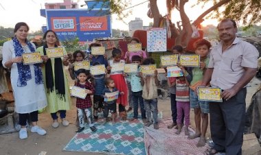 NEWS: बाल दिवस सप्ताह, चाईल्ड रिलीफ फाउंडेशन के सदस्य पहुंचे झुग्गी बस्ती, बच्चों को पढ़ाया शिक्षा का पाठ, नशा मुक्ति का दिया संदेश, पढ़े खबर