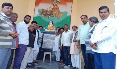 NEWS: जावद के इंदिरा काम्प्लेक्स में मनाई पूर्व प्रधानमंत्री की जयंती, ब्लॉक कांग्रेस के नेतृत्व में कार्यक्रम का आयोजन, उमड़ी कार्यकर्ताओं को भीड़, पढ़े ये खबर